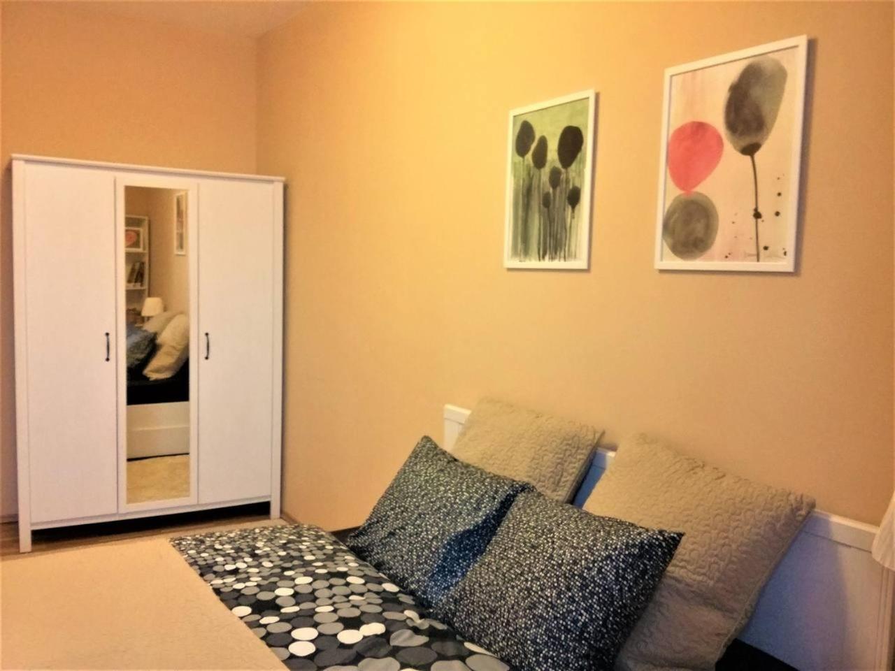 Apartment Vltavska F プラハ エクステリア 写真
